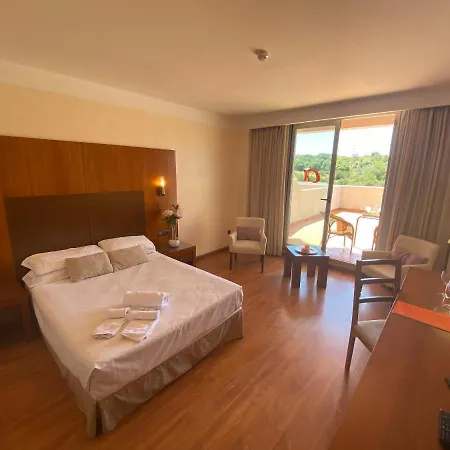 Montera Plaza Hotel 4*