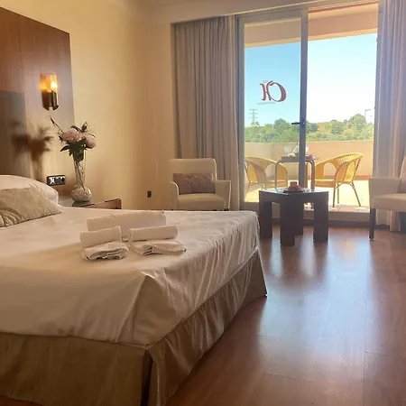 Montera Plaza Hotel Los Barrios